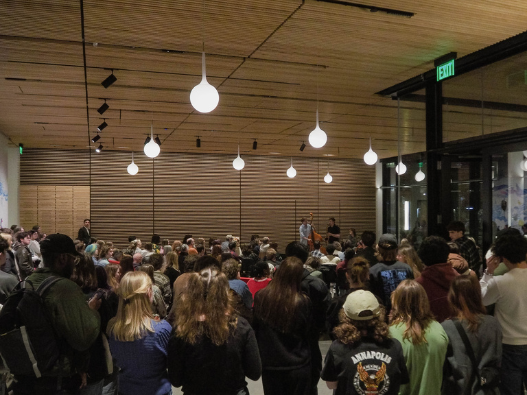 Jazz fans filling the room to experience a night of jazz. 